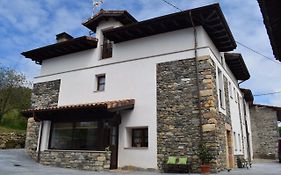 L'Arbolea De Rodiles